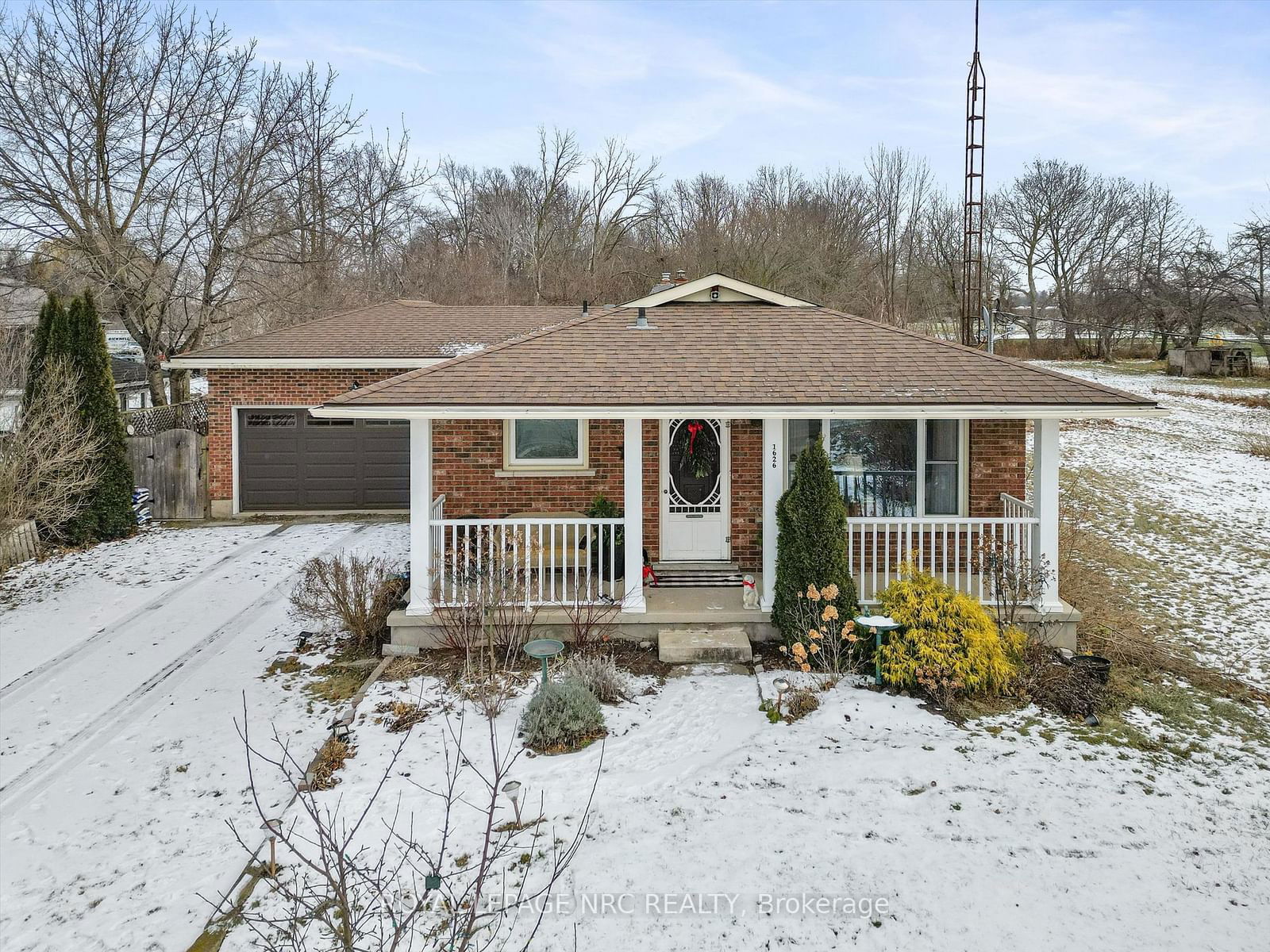 Detached House sold at 1626 7th Street, St. Catharines, 454 - Rural Fourth, L2R 6P9 - MLS: X11928373