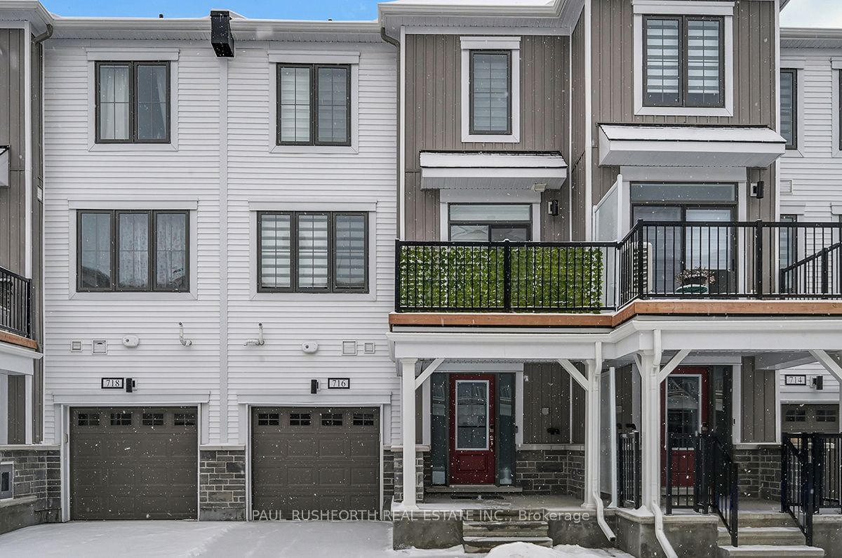 Townhouse for sale at 716 Hydrus, Barrhaven, 7711 - Barrhaven - Half Moon Bay, K2J 7B2 - MLS: X11928397