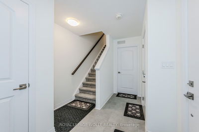 27 Valencia Ave, Kitchener -  image-0-3