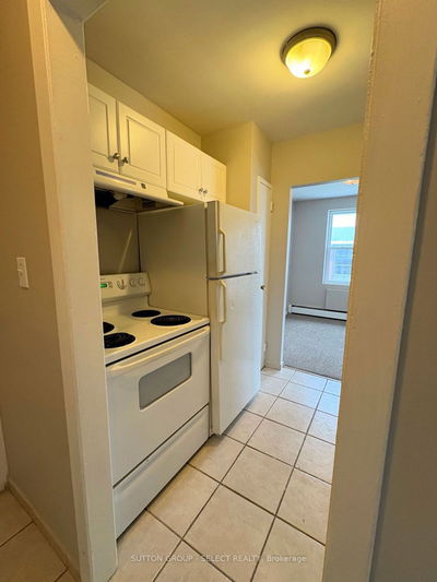 Unit 338 — 122 Riverview Dr, Chatham-Kent - SW image-0-4