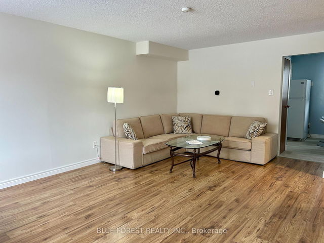 80 - 320 Westminster Avenue