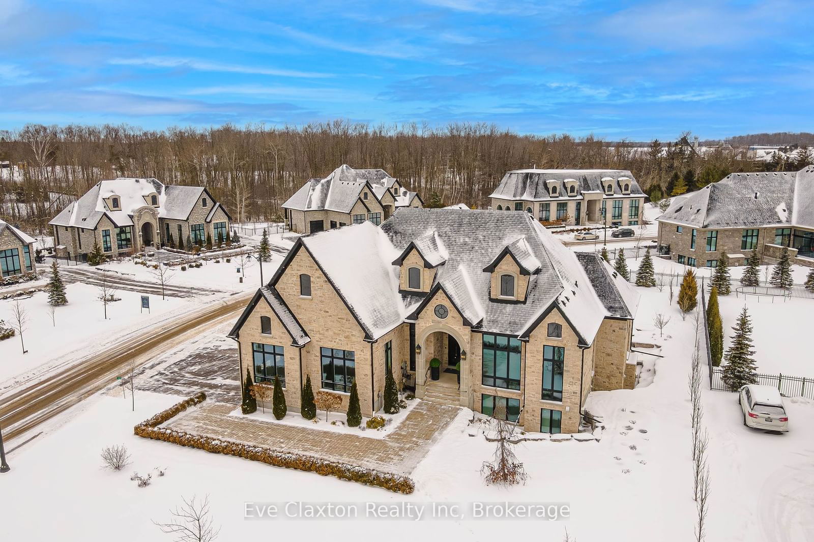 Building at 112 Heritage Lake Drive, Puslinch, Rural Puslinch