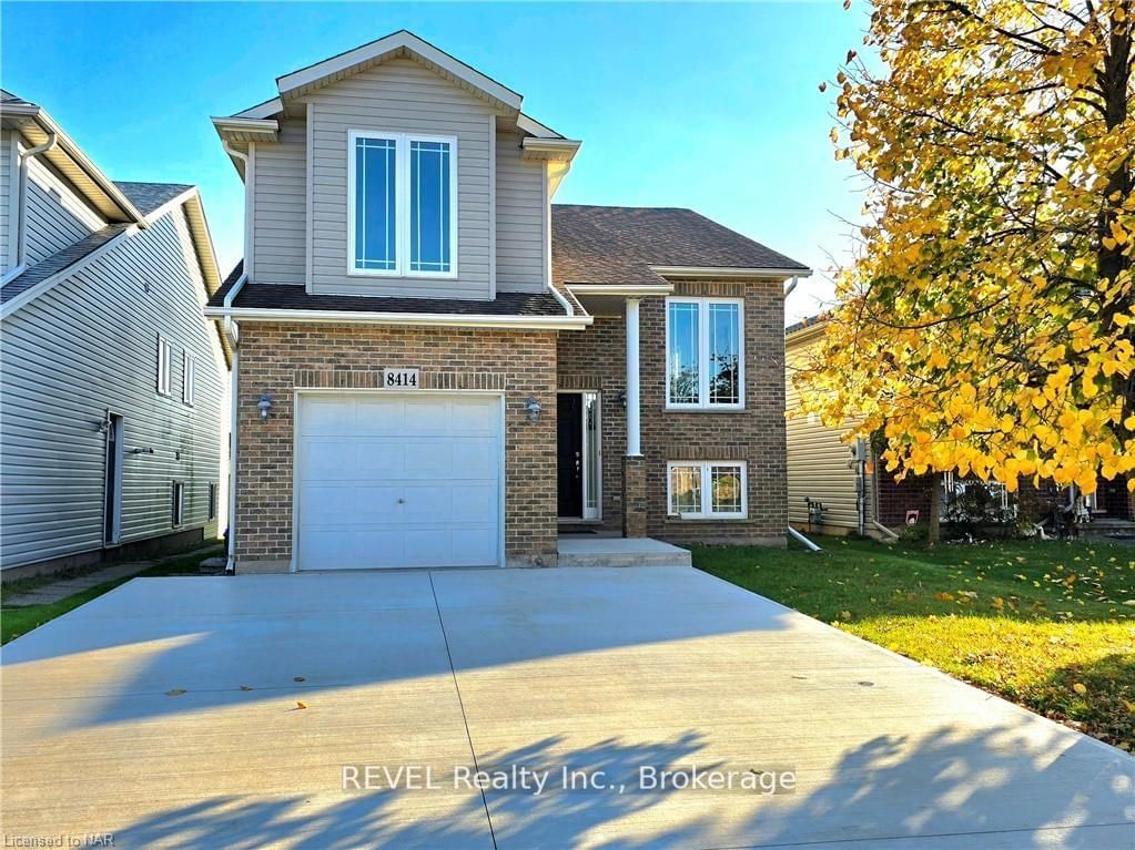 Detached House for lease at 8414 Atack Court, Niagara Falls, 213 - Ascot, L2H 3N4 - MLS: X11928855