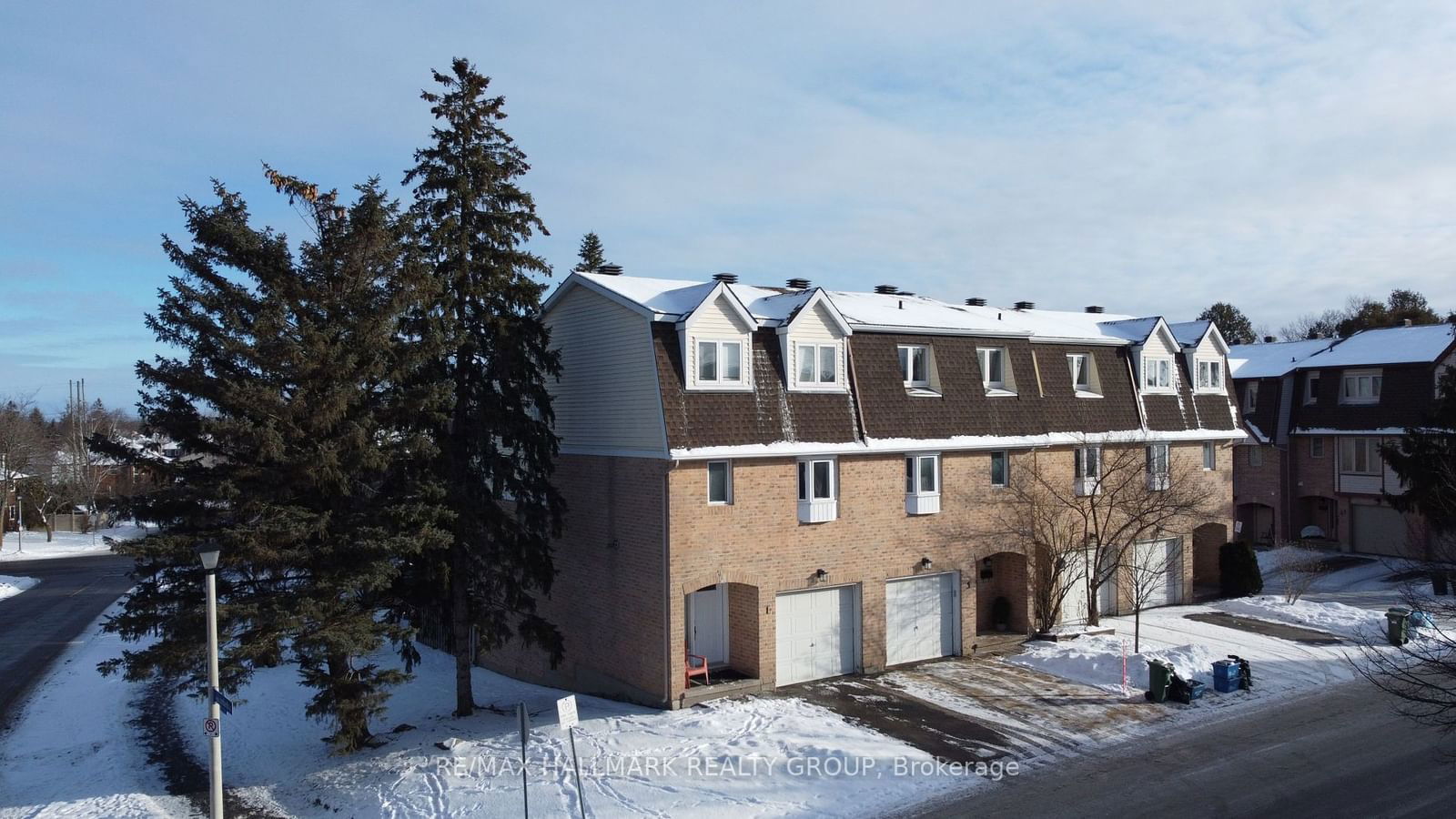 Townhouse sold at 3 Lightfoot Place, Kanata, 9002 - Kanata - Katimavik, K2L 3M5 - MLS: X11928856