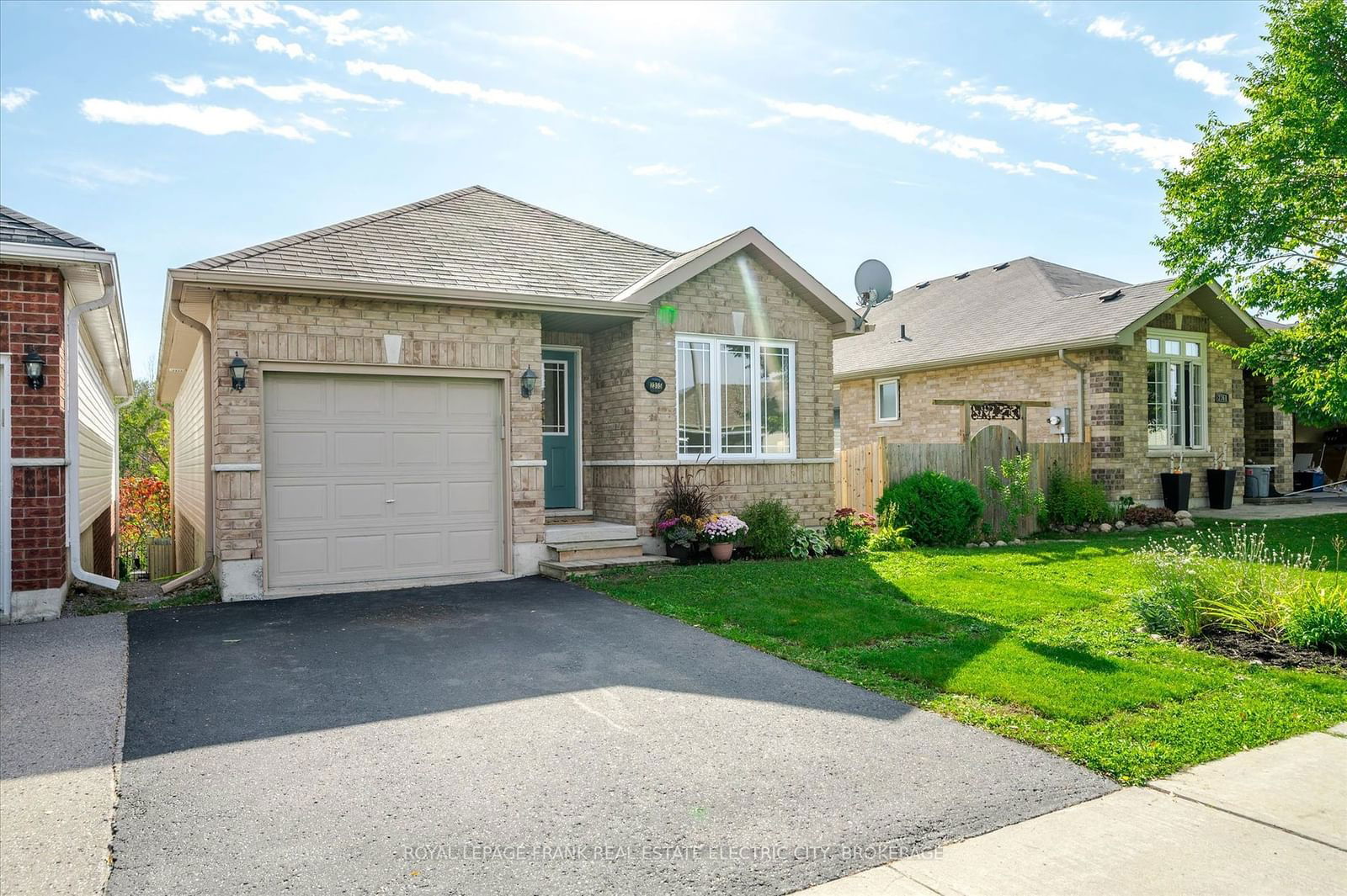 Detached House for sale at 2355 Marsdale Drive, Peterborough, Ashburnham, K9L 0B7 - MLS: X11929023