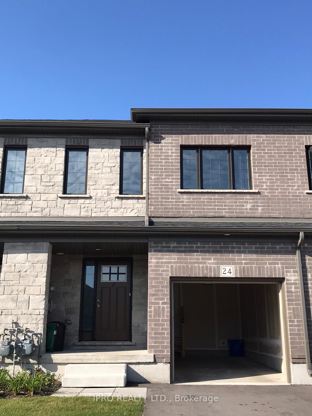 Townhouse for sale at 24-135 Hardcastle Drive, Cambridge, N1S 0B6 - MLS: X11929028