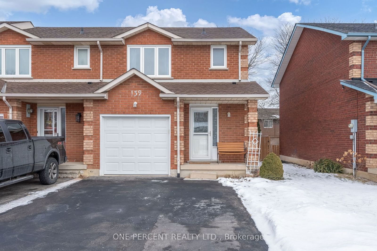 Townhouse for sale at 139 Essling Avenue, Hamilton, Barnstown, L9B 2H9 - MLS: X11929078