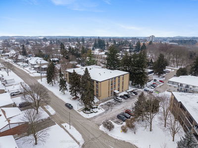 Unit 406 — 944 Caledonian View, Cambridge - 