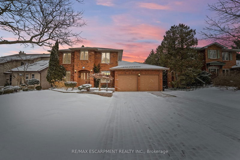 home for sale on 274 LLOYMINN Avenue
