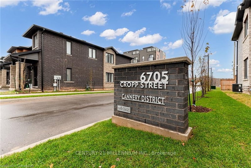 100 - 6705 Cropp St, Niagara Falls, L2E 5J8 | Image 2