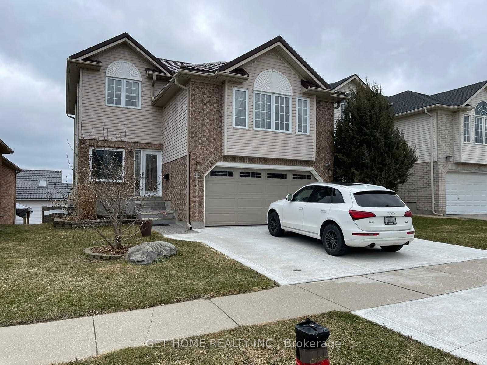 Detached House for lease at 103 Milfoil Crescent, Kitchener, N2E 3L3 - MLS: X11929234