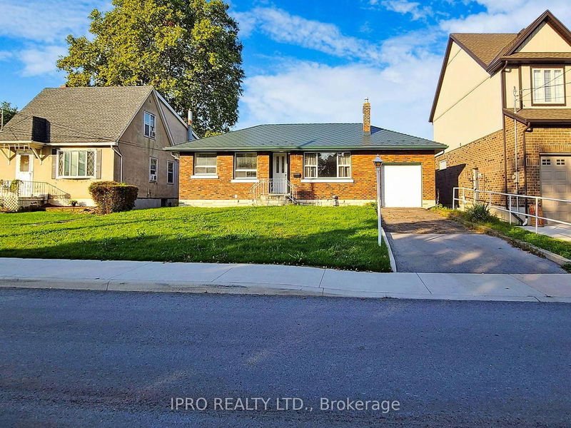 home for lease on Main-127 Moffatt Street