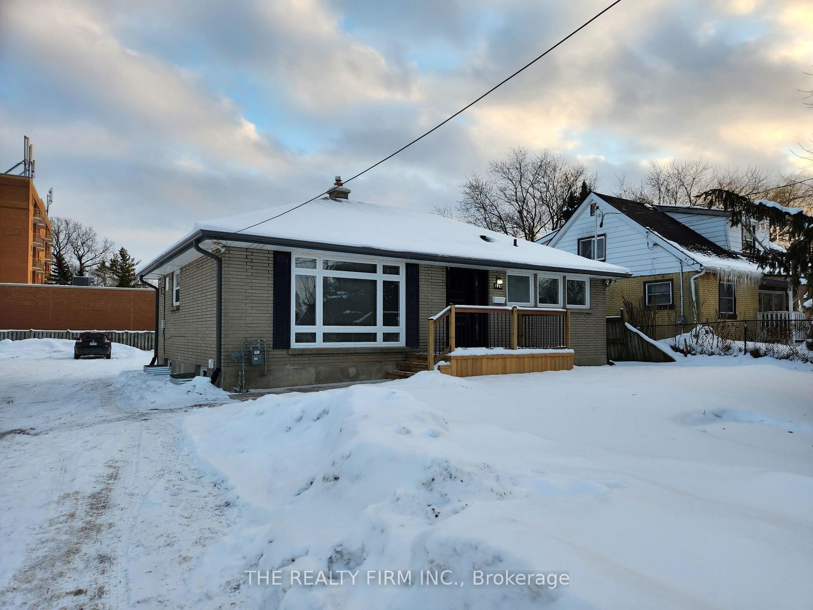 Detached House leased at 1901 Whitney Street, London, East H, N5W 2W6 - MLS: X11929320