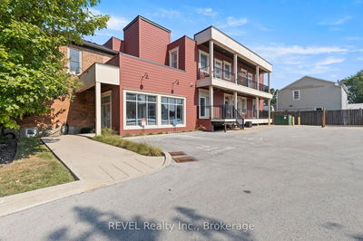 Unit 202 — 3710 Main St, Niagara Falls - 223 - Chippawa image-0-4