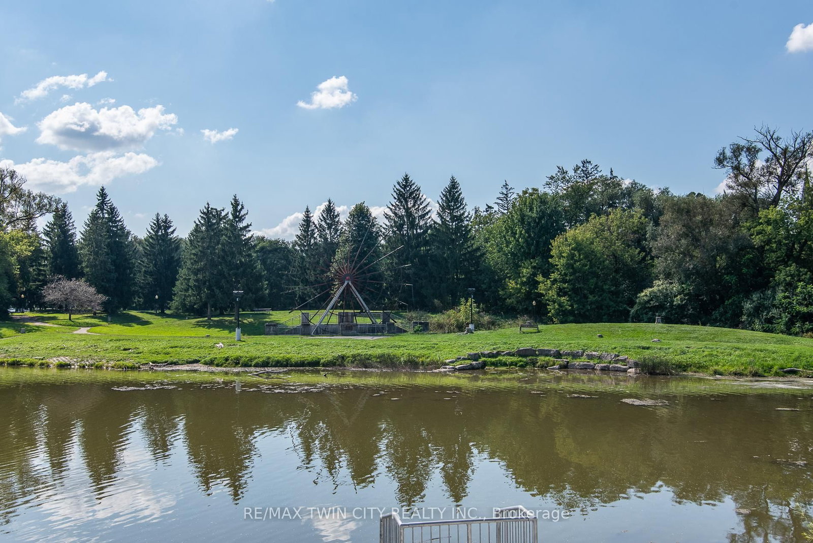 75 Huron Street, Unit 201 - Photo 12