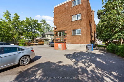 41 Carleton St, Thorold -  image-0-4