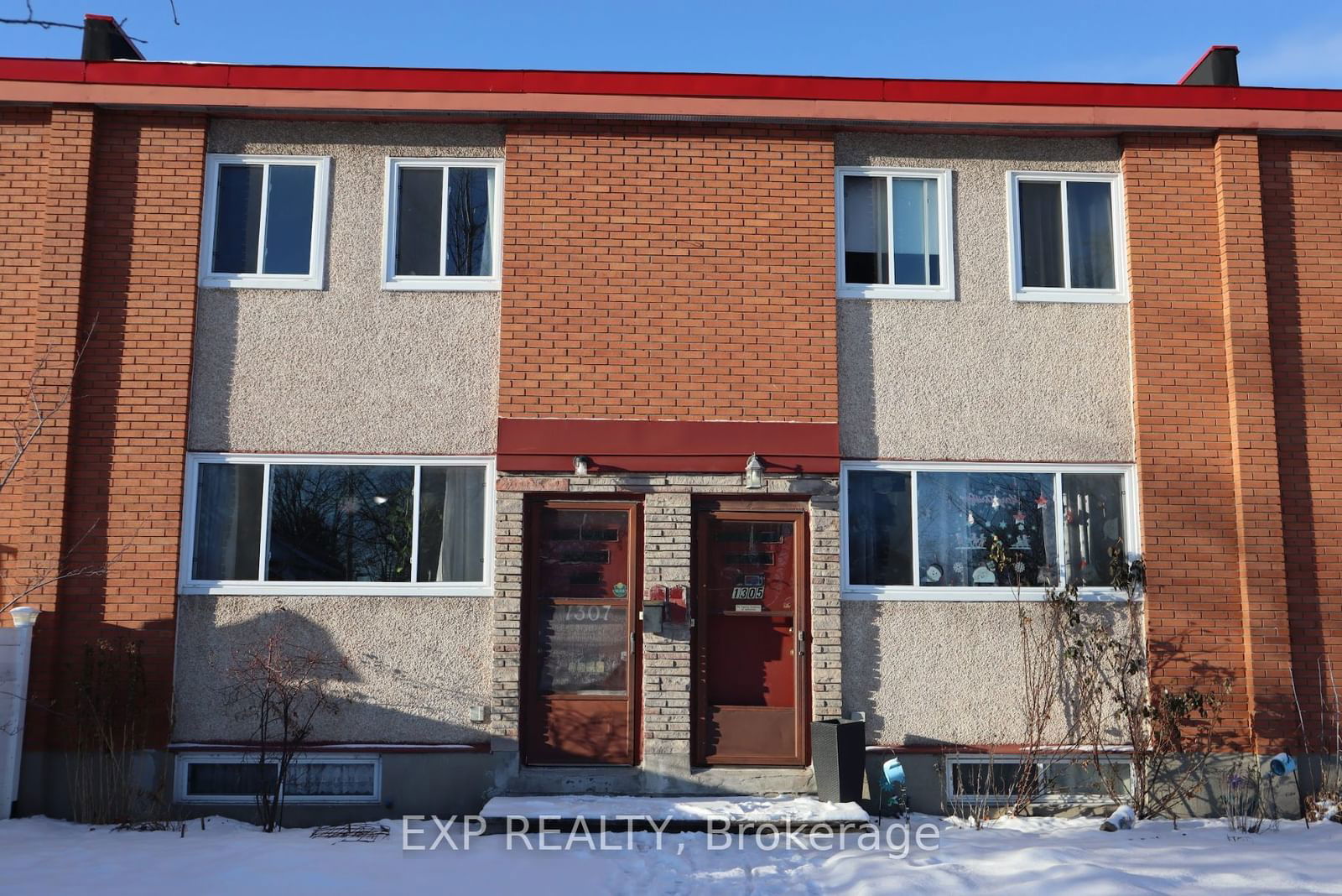 Townhouse for sale at 1305 Coldrey Avenue, Carlington - Central Park, 5301 - Carlington, K1Z 7P6 - MLS: X11929730