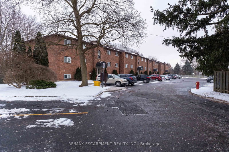 Unit 202C — 213 Sydenham St, Brant - Brantford Twp image-0-0