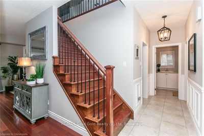 206 Westhollow Crt, Waterloo -  image-0-4