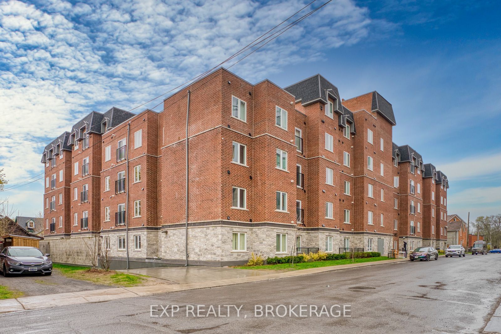 Condo for sale at 405-501 FRONTENAC Street, Kingston, East of Sir John A. Blvd, K7K 4L9 - MLS: X11929936