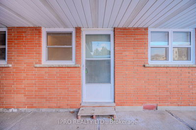 Unit 2 — 3314 MENNO St, Lincoln -  image-0-2