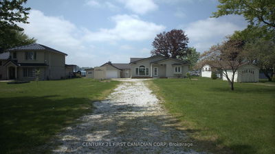 3877 St Clair Pkwy, Lambton Shores - Lambton Shores image-0-4