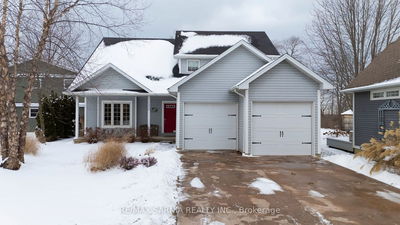 7359 Blue Point Bay Path, Plympton-Wyoming - Plympton Wyoming