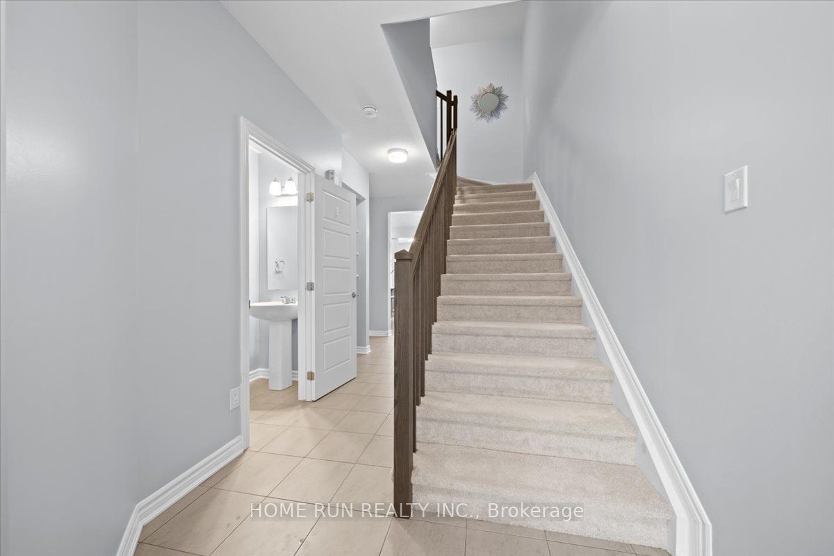 Townhouse for sale at 248 ATIMA Circle, Barrhaven, 7711 - Barrhaven - Half Moon Bay, K2J 6T5 - MLS: X11930277