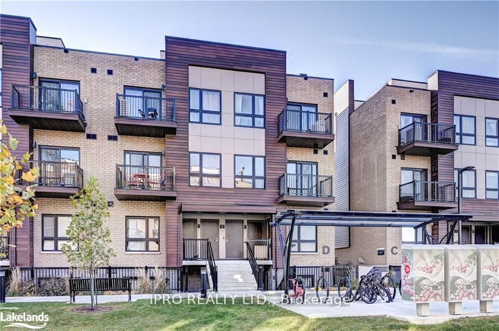 Townhouse sold at D14-10 Palace Street, Kitchener, N2E 0J3 - MLS: X11930339