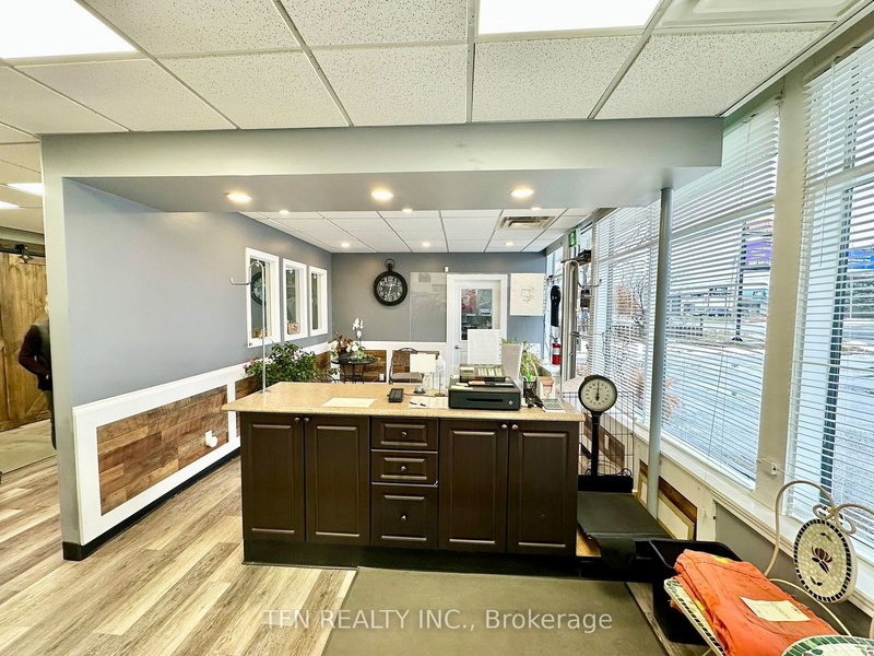 112 College St W, Belleville, K8P 2G5 | Image 3