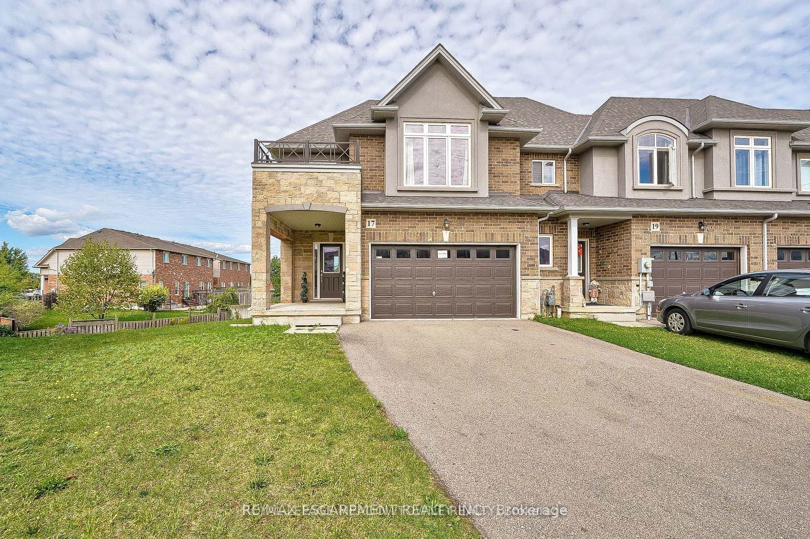 Townhouse for lease at 17 Pinot Crescent, Hamilton, Winona, L8E 0J8 - MLS: X11930622