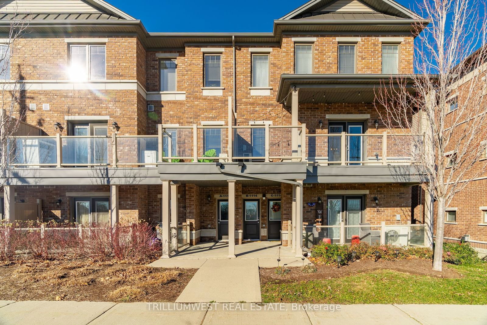 Townhouse for sale at 28-1114 Fairway Road, Kitchener, N2A 0H6 - MLS: X11930851