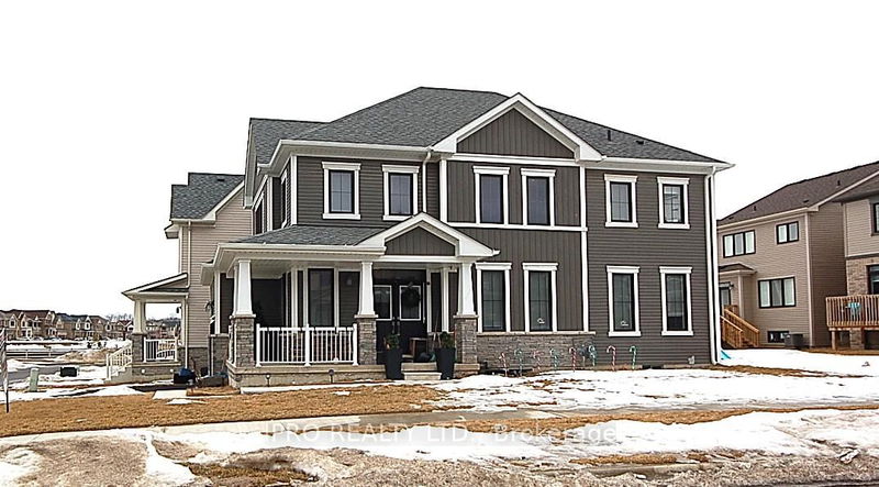home for lease on 35 Basswood Crescent