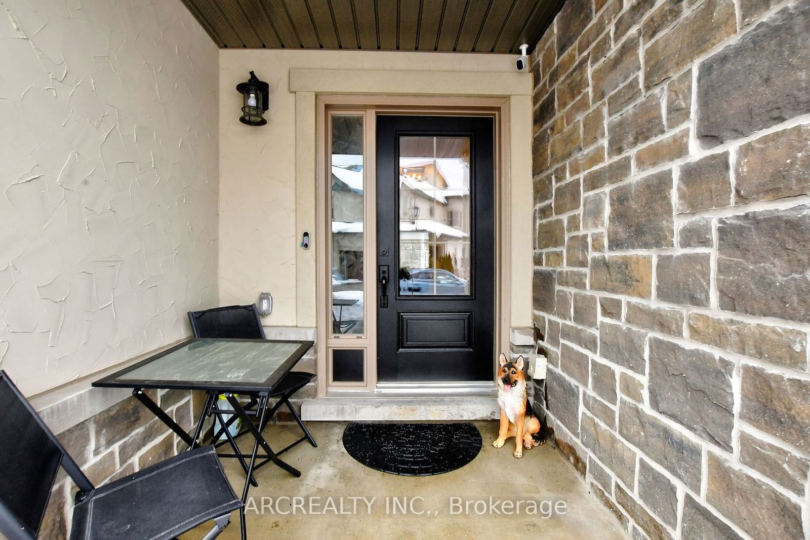 Townhouse for sale at 53 ABERDEEN Lane, Niagara-on-the-Lake, 101 - Town, L0S 1J0 - MLS: X11930897