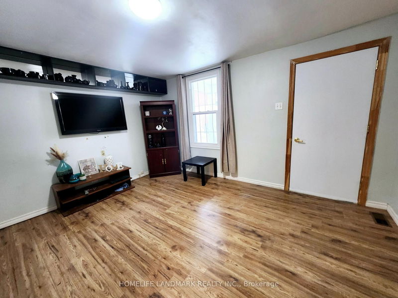 home for lease on 4 Lundy's Lane