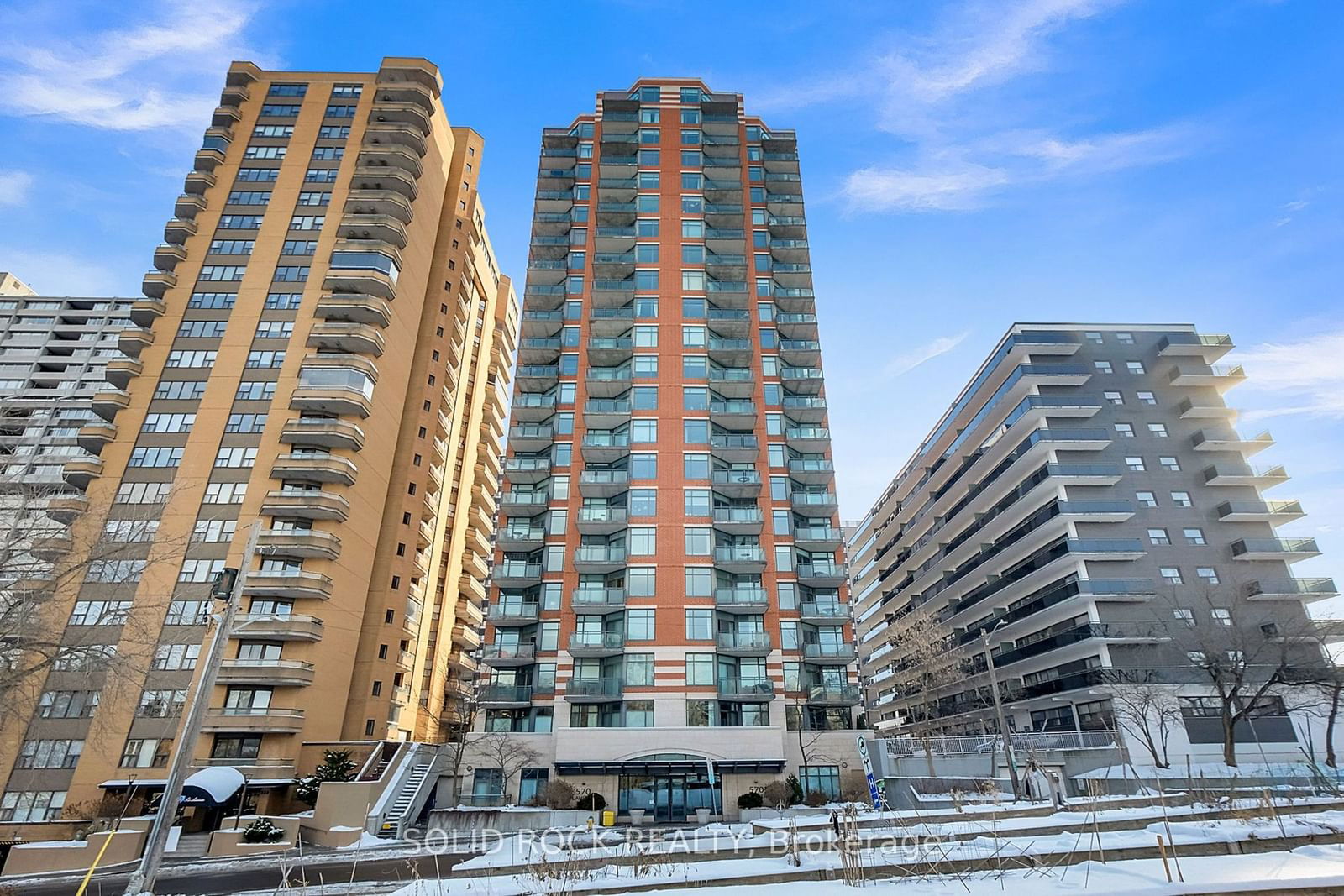 Condo for sale at 604-570 Laurier Avenue, Ottawa Centre, 4102 - Ottawa Centre, K1R 1C8 - MLS: X11931207