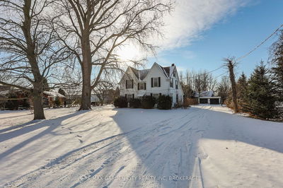 1013 Lakeshore Rd, St. Catharines - 440 - Rural Port image-0-3