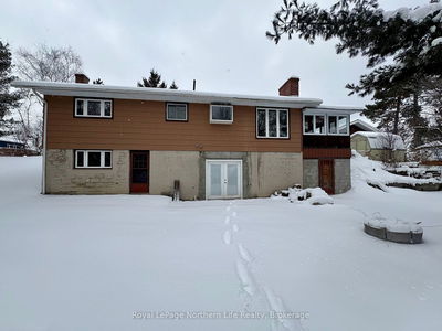 18 Big Bend Ave, Powassan - Powassan image-0-3