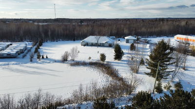 53 Golf Course Rd, West Nipissing - Sturgeon Falls image-0-2