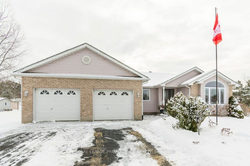 111 Dave Dr, Quinte West - Murray Ward image-0-0