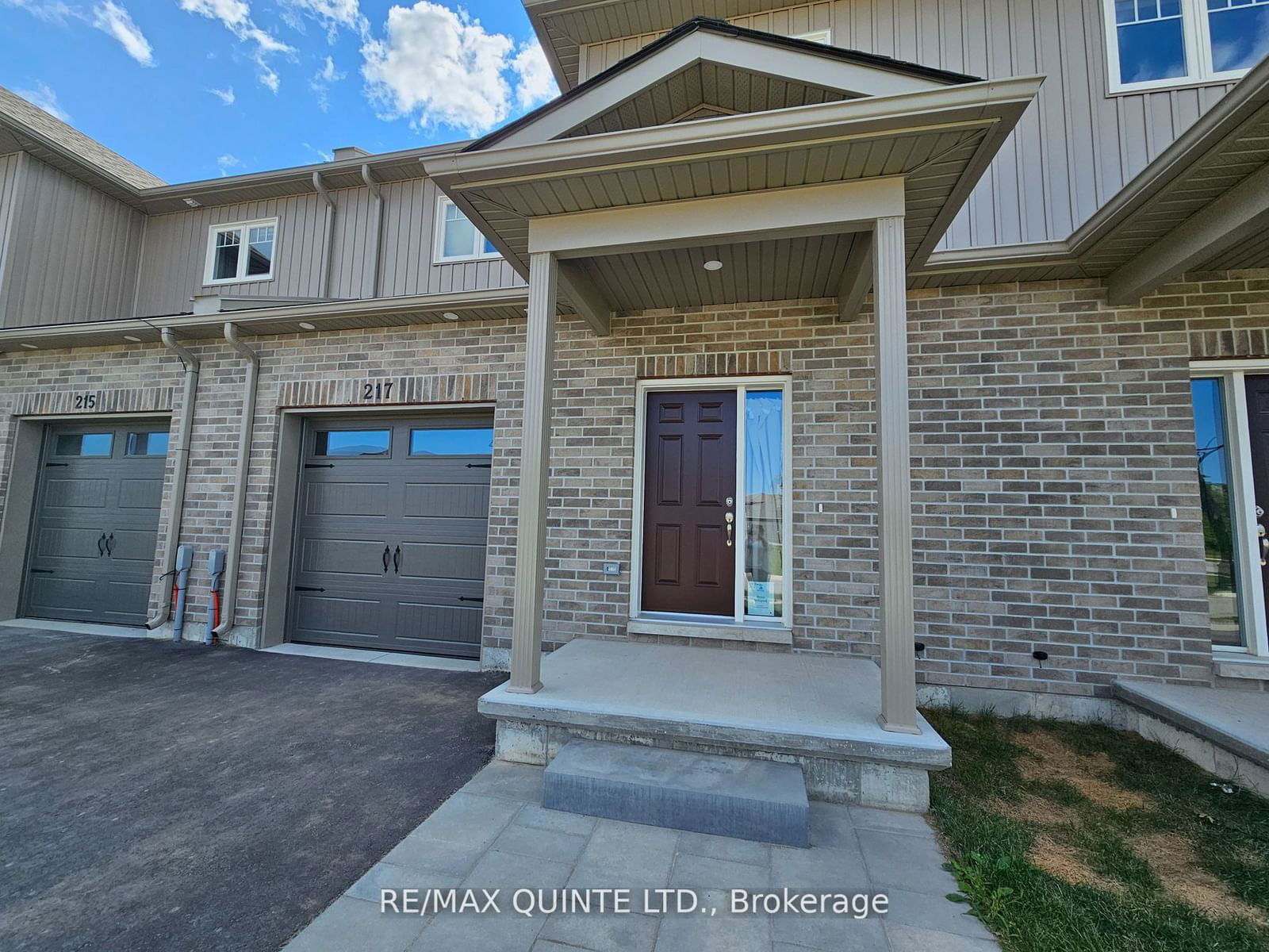 Townhouse for lease at 217 Beasley Crescent, Prince Edward County, Picton, K0K 2T0 - MLS: X11932102