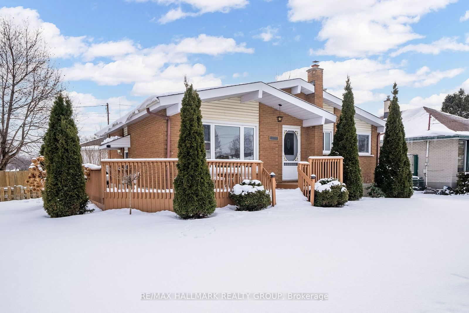 Detached House for sale at 1407 Walton Street, Cornwall, 717 - Cornwall, K6H 1V8 - MLS: X11932146