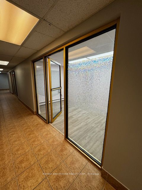 11 - 125 Gailmont Dr, Hamilton, L8K 4B8 | Image 2