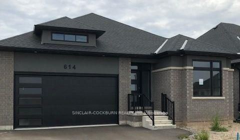 Detached House sold at 614 Old Course Trail, Welland, L3B 0L8 - MLS: X11932322