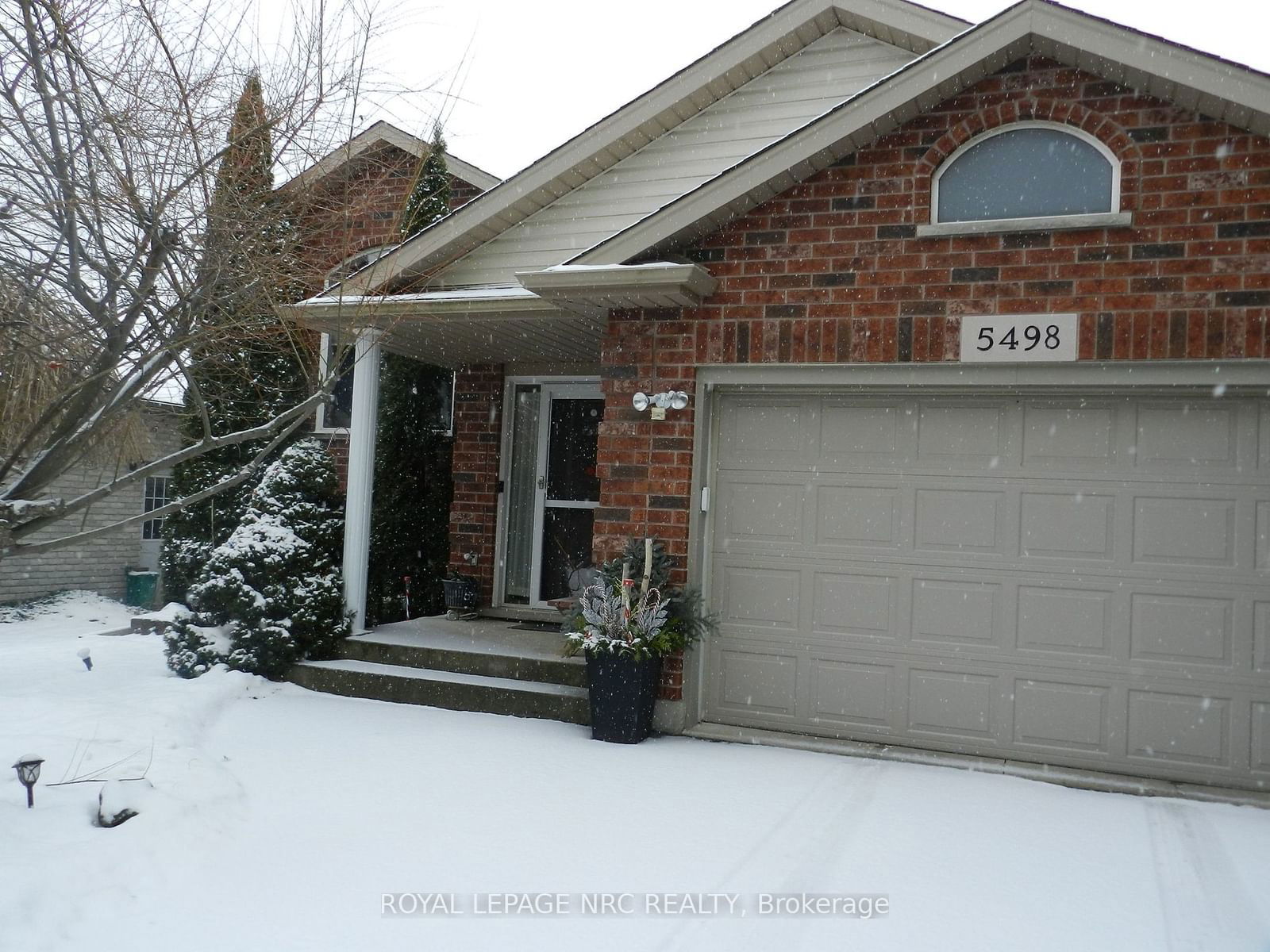 Detached House for sale at 5498 Morning Glory Court, Niagara Falls, 205 - Church's Lane, L2J 0A3 - MLS: X11932379