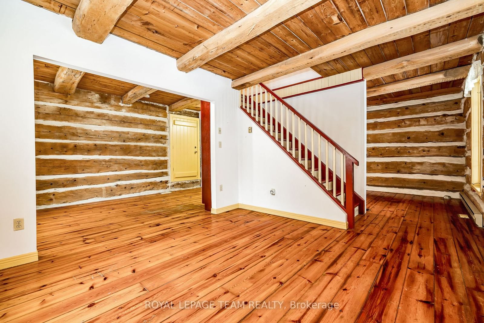 Listing Image 11