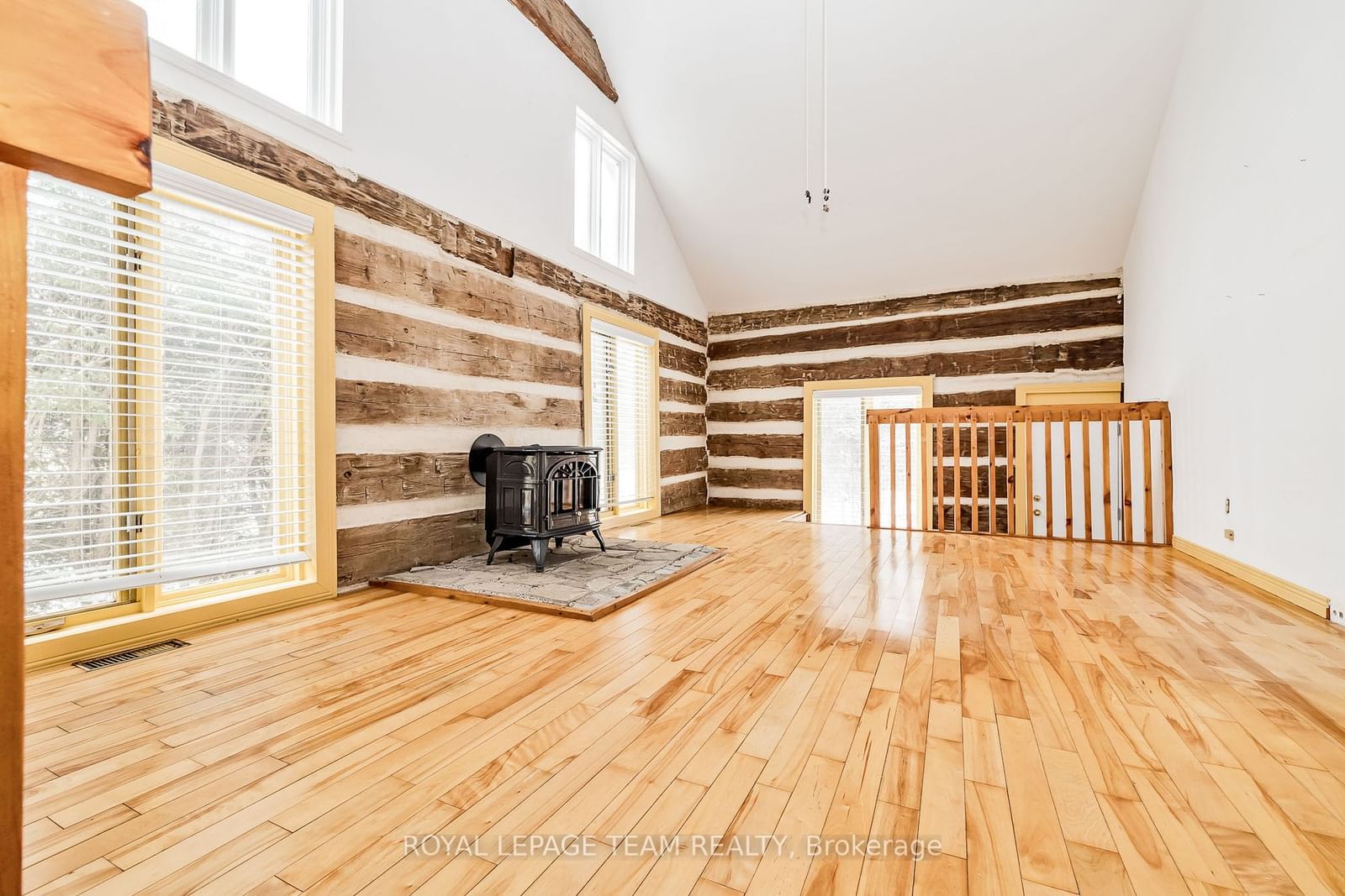 Listing Image 22