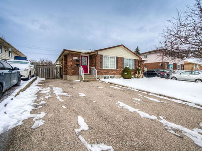 272 Bakersfield Dr, Cambridge -  image-0-1