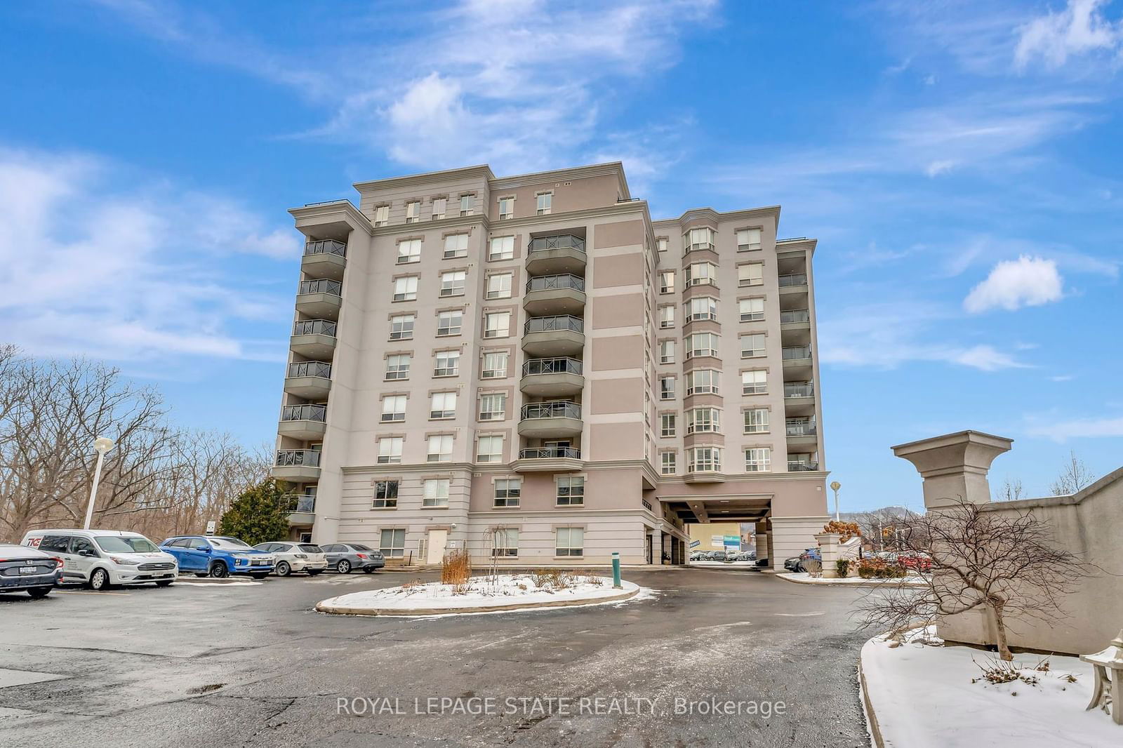 Condo for sale at 203-4000 Creekside Drive, Hamilton, Dundas, L9H 7S9 - MLS: X11932567