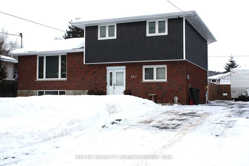 221 Eleventh St, Mattawa - Mattawa image-0-0